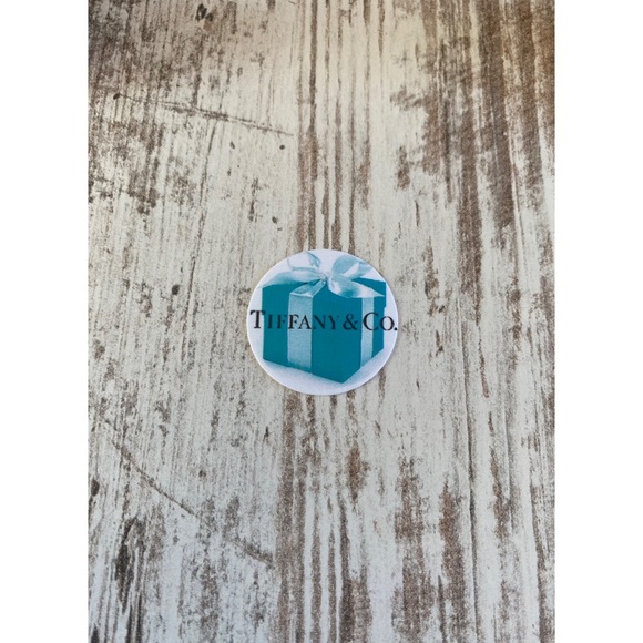 🎉 Host Pick 🎉 Brand new Tiffany & Co. exclusive bundle - Picture 8 of 8